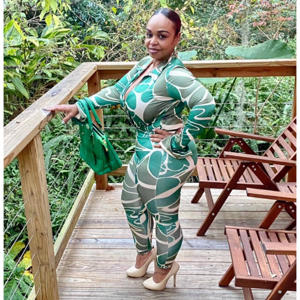 Meet your Posher, Juanita